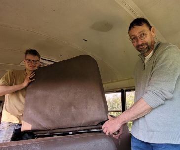 Verbouwing schoolbus #1